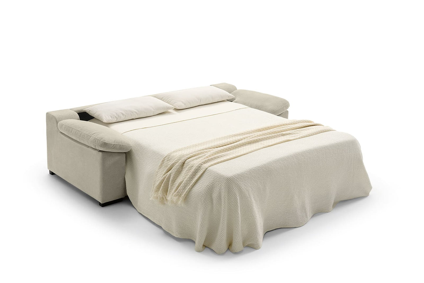 Sofá cama Modelo Kata. Brazos con almohadones. Puedes venir a probarlo en nuestra tienda ubicada en puerto de sagunto. Somos Muebles sagunto.